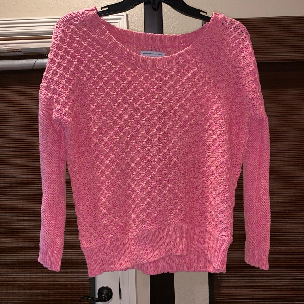 American Eagle Pink Long Sleeve Sweater Top in EUC